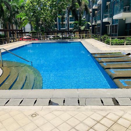 One Palm Tree Villas Condominium - Studio Room With Balcony - Across Terminal 3 Manila Luaran gambar