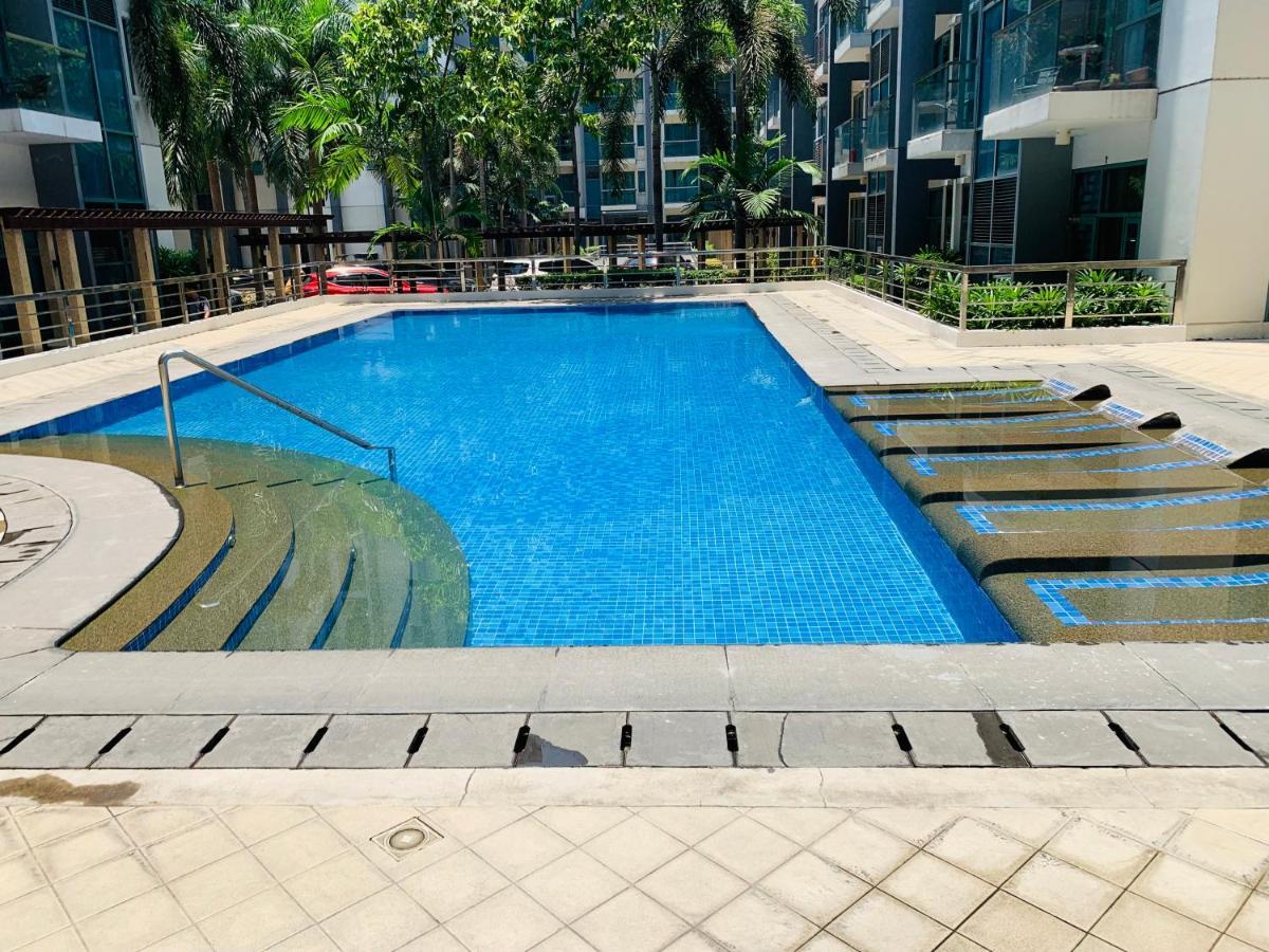 One Palm Tree Villas Condominium - Studio Room With Balcony - Across Terminal 3 Manila Luaran gambar
